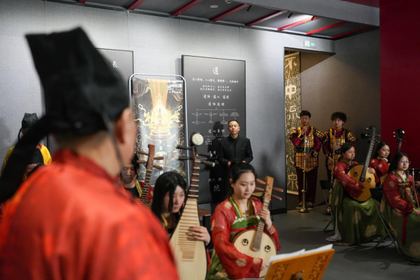 20250406/67f27404d930a.png 图片2.png